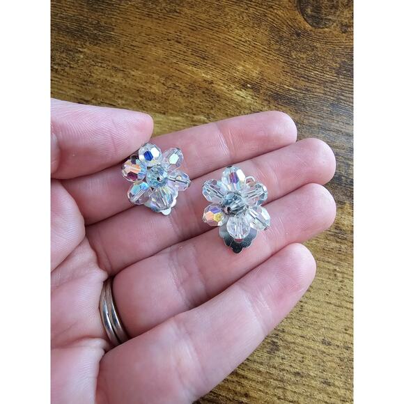 Vintage 1990s Clip On Earrings Flower Shaped White Clear Beads - Picture 4 of 4